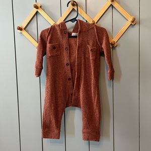 1+ in the family 9 month romper EUC